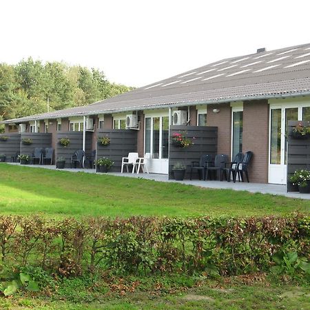 Bed and Breakfast Rustpunt Groote Heide Heeze Exterior foto