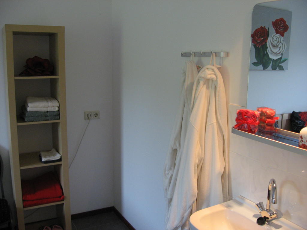 Bed and Breakfast Rustpunt Groote Heide Heeze Zimmer foto